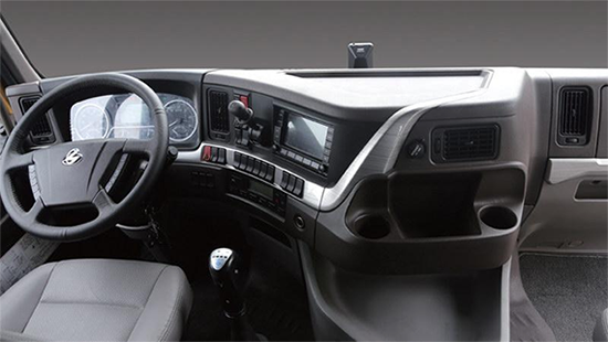 Xe đầu kéo chenglong h7 máy 420 đời mới nhất 2023